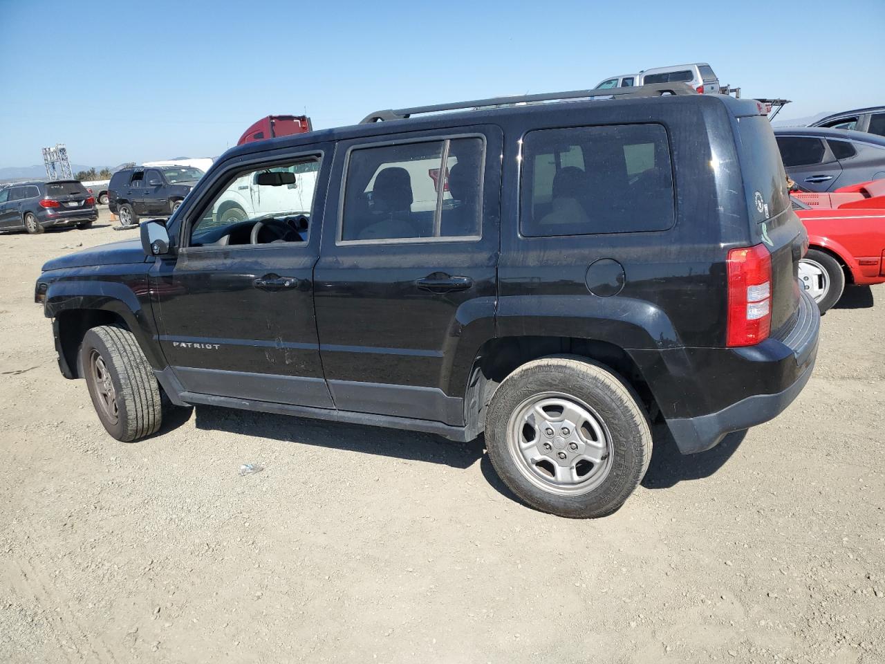 VIN 1C4NJPBB1GD748043 2016 JEEP PATRIOT no.2