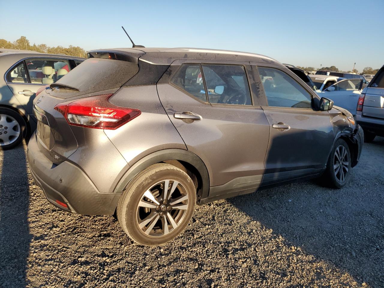 VIN 3N1CP5CV6LL496266 2020 NISSAN KICKS no.3