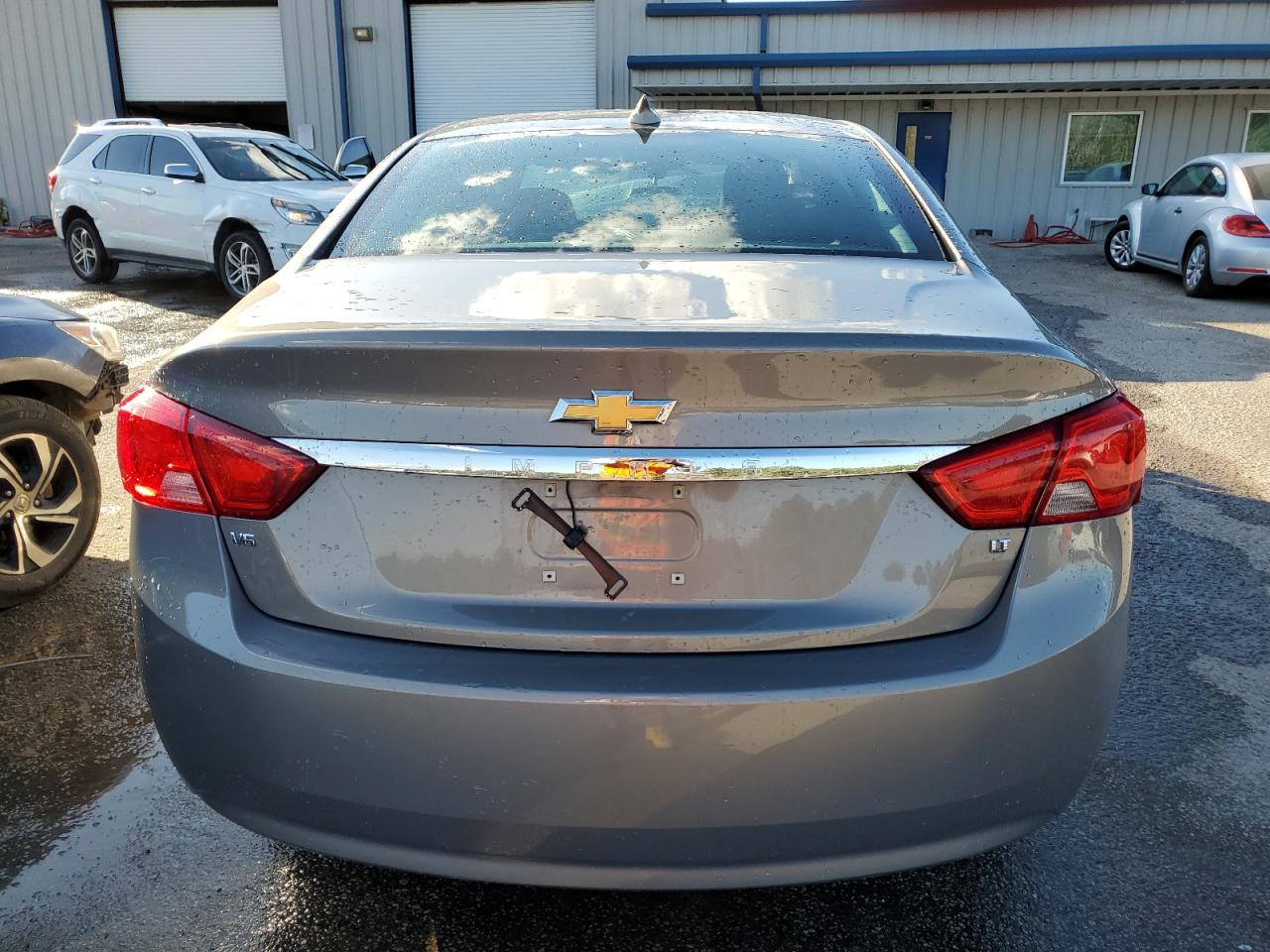 2017 Chevrolet Impala Lt VIN: 1G1105S33HU171718 Lot: 76348534