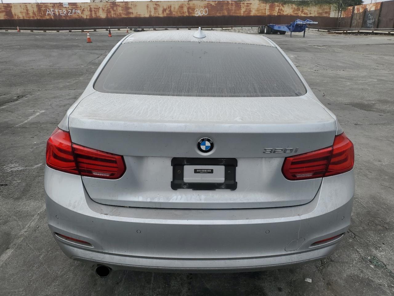 2016 BMW 320 I VIN: WBA8A9C59GK617811 Lot: 75673314