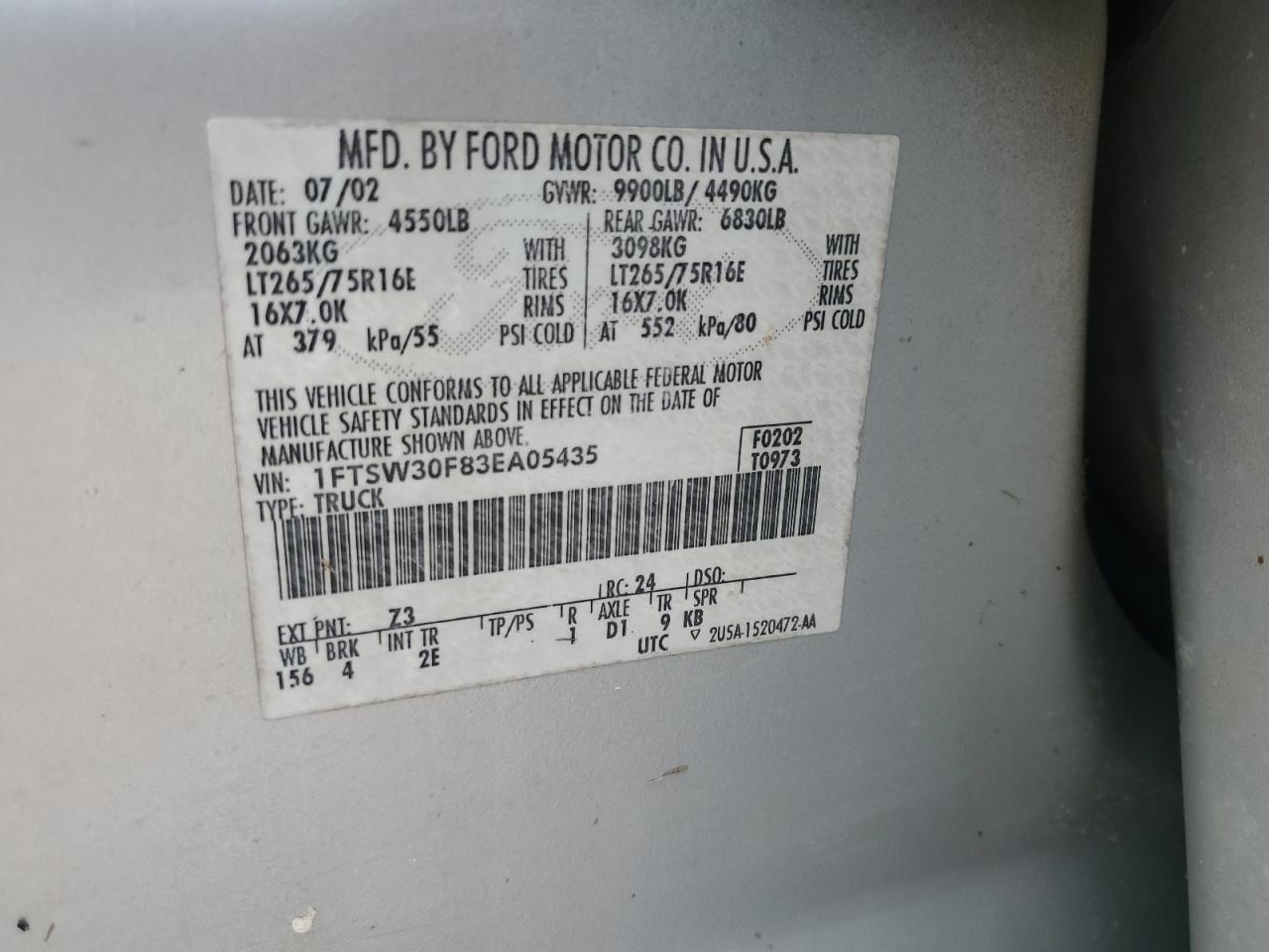 2003 Ford F350 - Image 13
