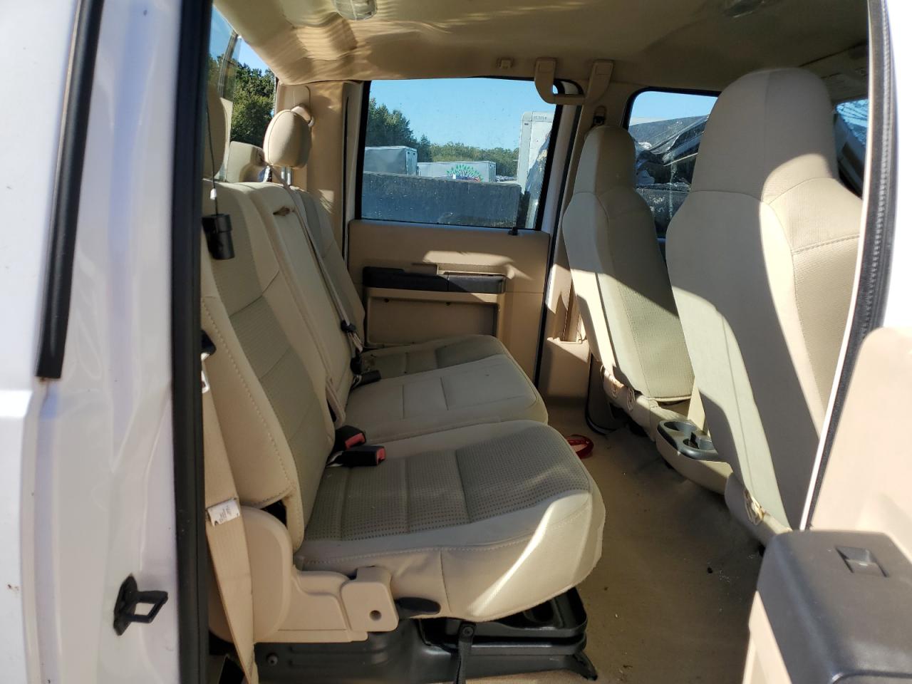 2008 Ford F250 - Image 10