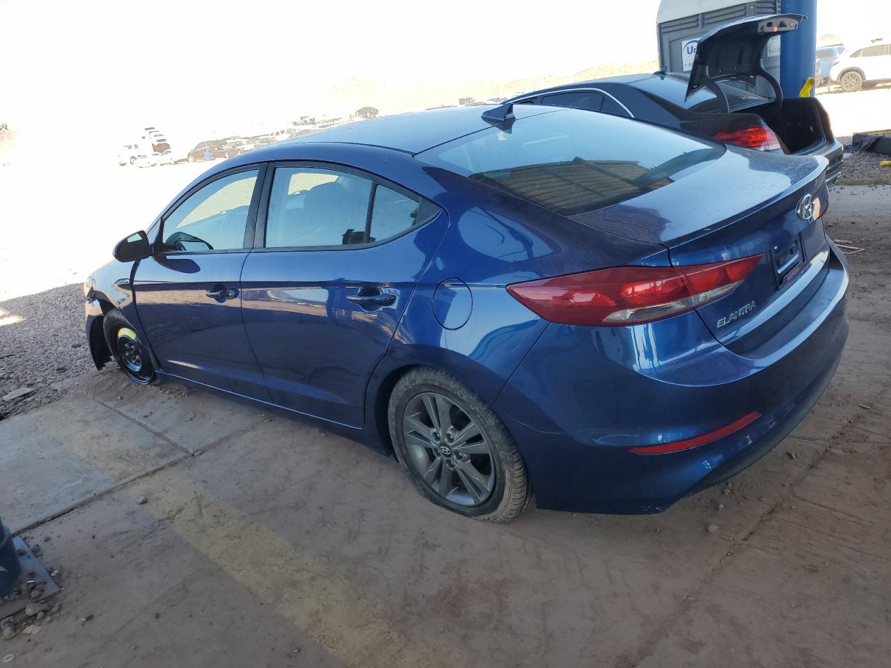 5NPD84LF2HH193963 2017 Hyundai Elantra Se