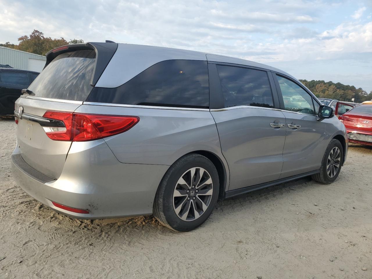 2021 Honda Odyssey - Image 3