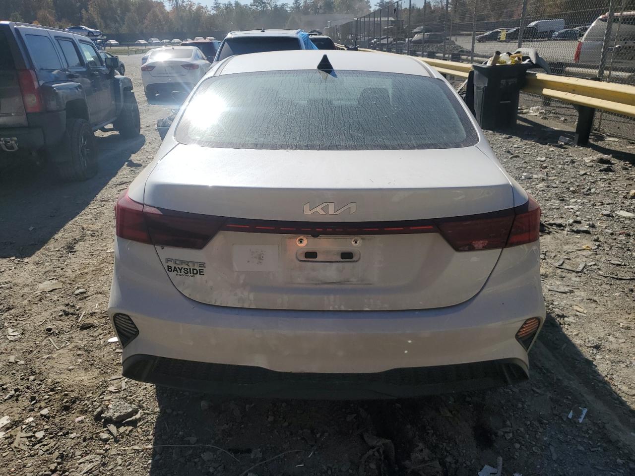 2023 Kia Forte Lx VIN: 3KPF24AD9PE567063 Lot: 76736874