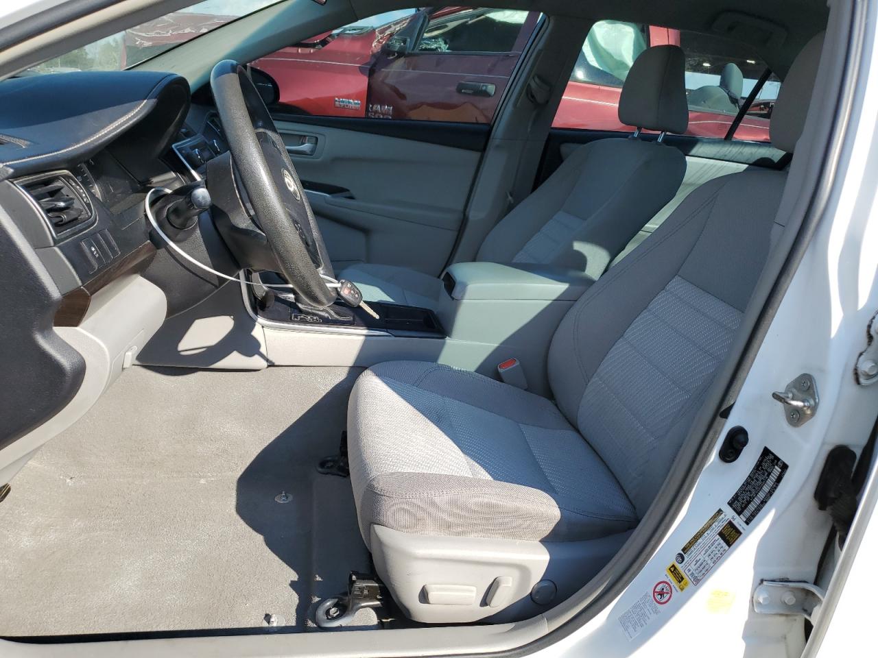 2015 Toyota Camry Le VIN: 4T1BF1FKXFU080118 Lot: 57900785