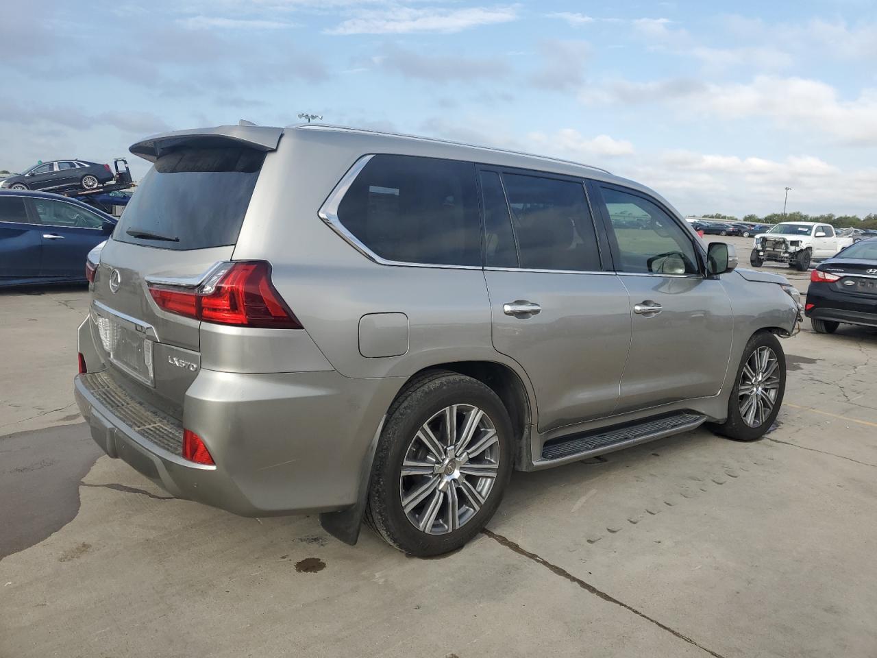 VIN JTJHY7AX7G4203967 2016 LEXUS LX570 no.3