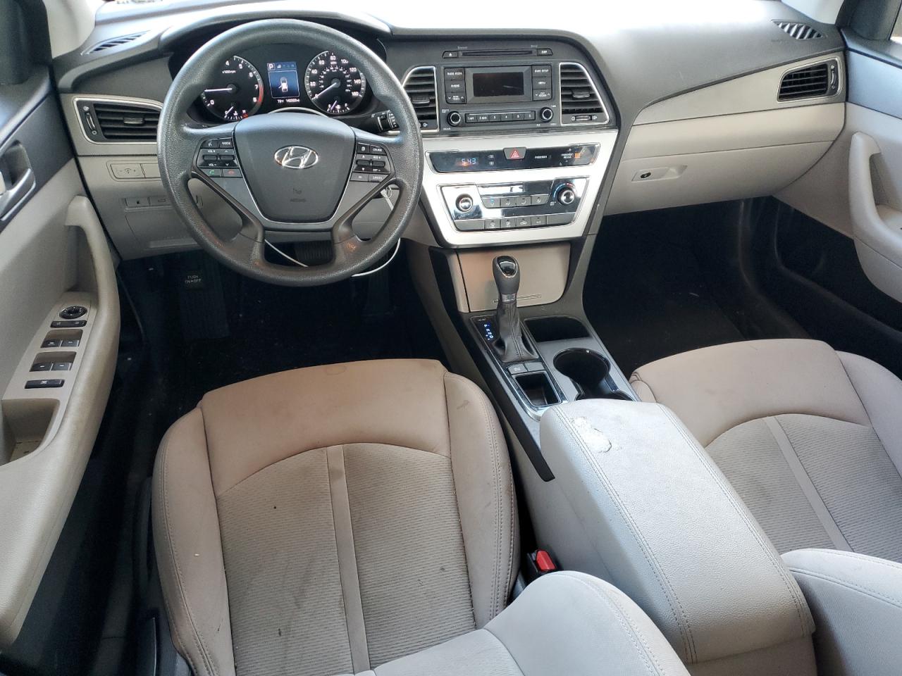 2015 Hyundai Sonata - Image 8