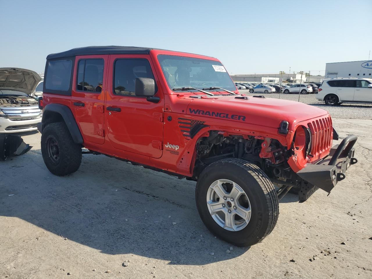 VIN 1C4HJXDN3KW668860 2019 JEEP WRANGLER no.4