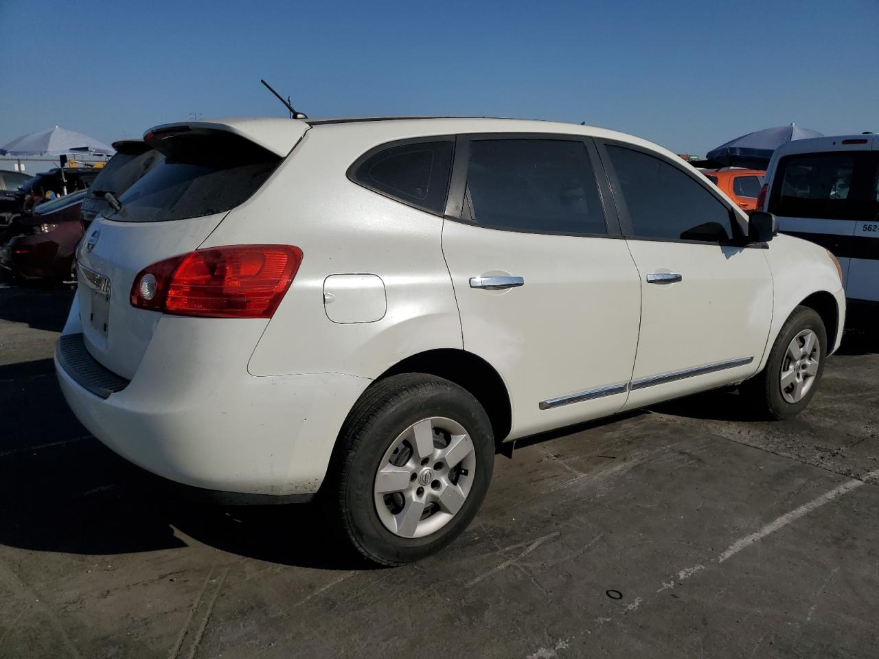 2013 Nissan Rogue - Image 3