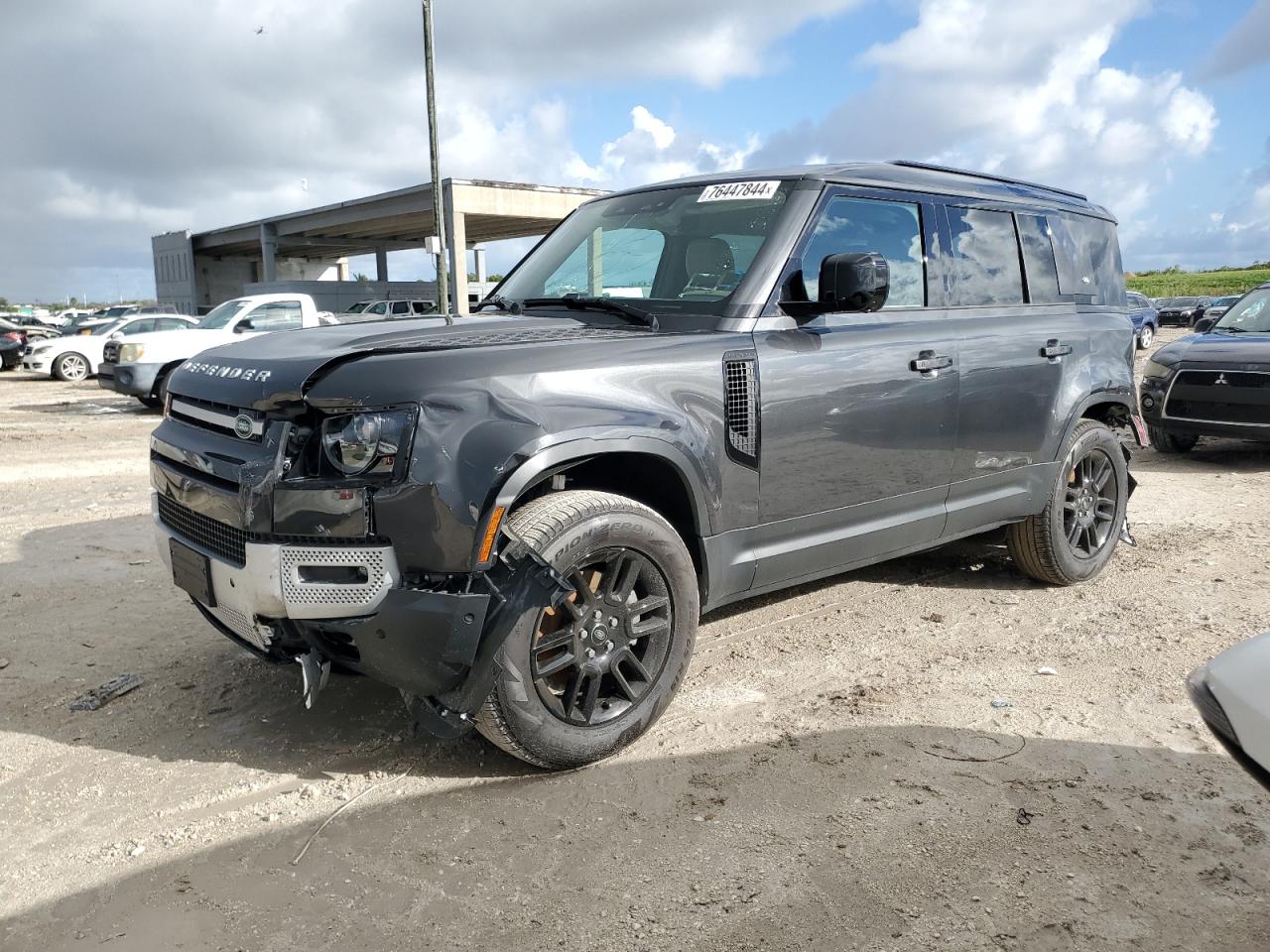 2024 LAND ROVER DEFENDER