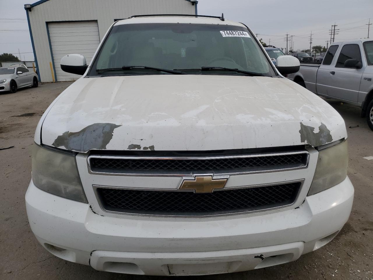 2008 Chevrolet Suburban - Image 5