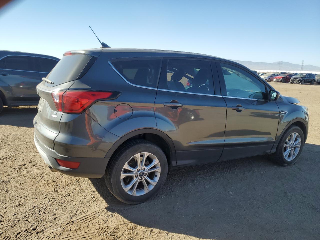 2019 Ford Escape - Image 3