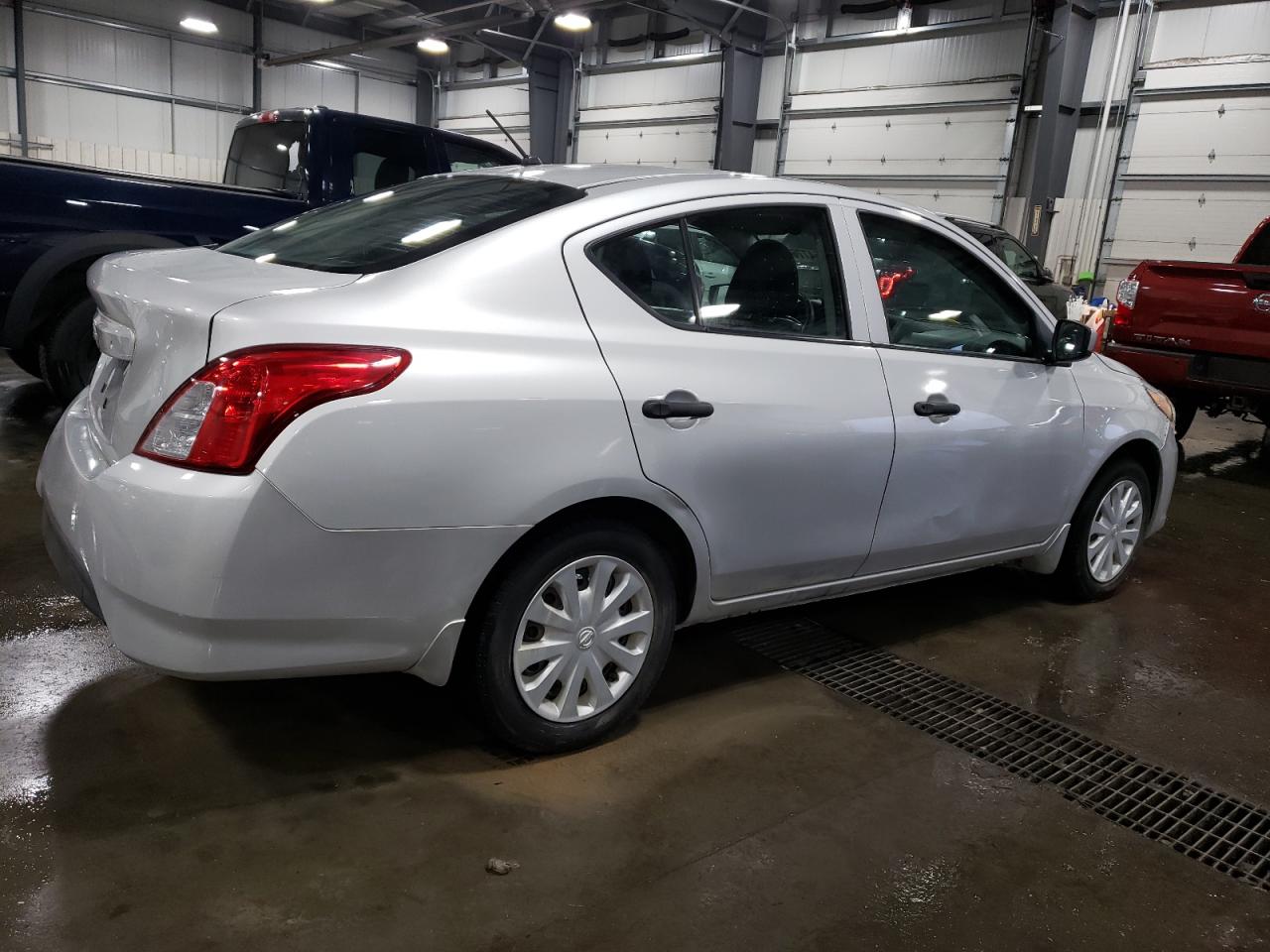 3N1CN7AP5JL858820 2018 Nissan Versa S