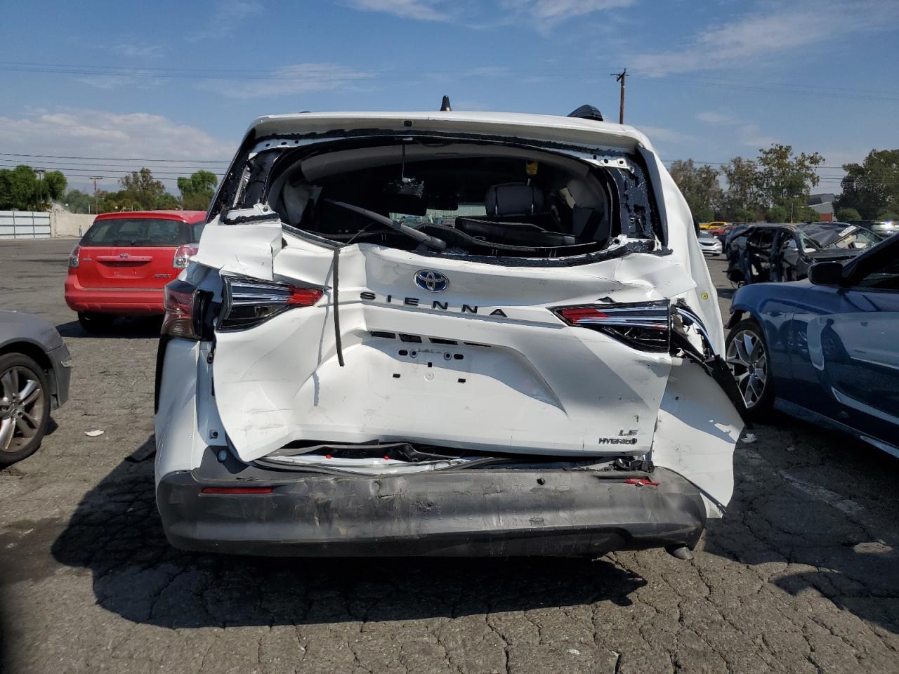 5TDKRKEC6MS056802 2021 Toyota Sienna Le