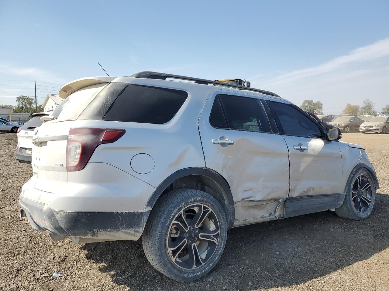 2014 Ford Explorer - Image 3