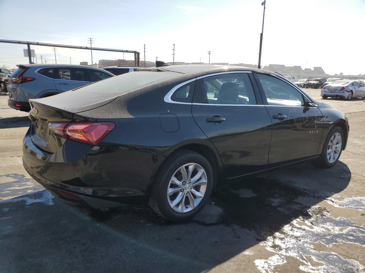 2020 Chevrolet Malibu - Image 3