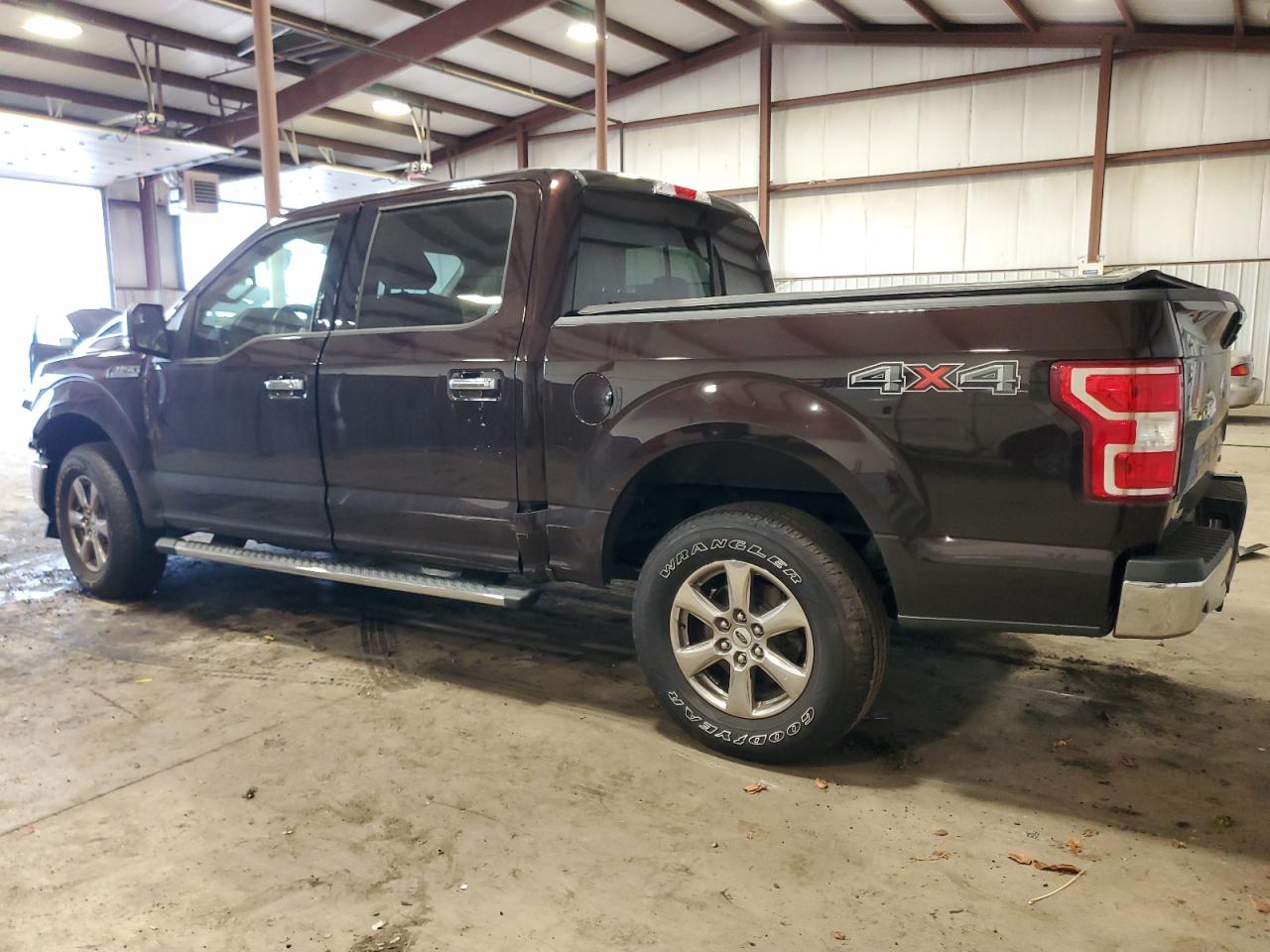 1FTEW1EPXJFB62085 2018 FORD F-150 - Image 2