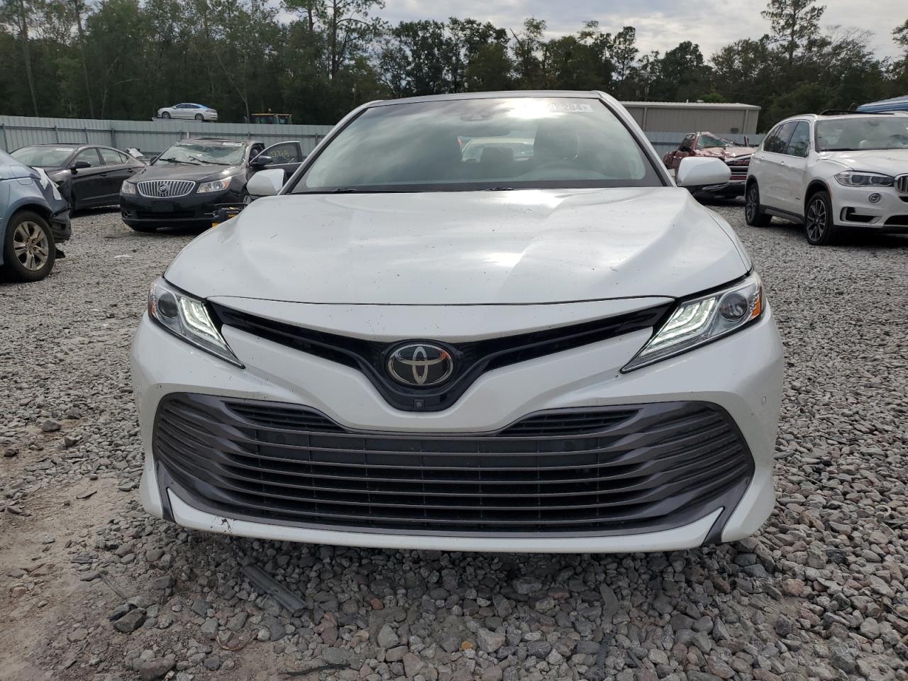 2018 Toyota Camry - Image 5