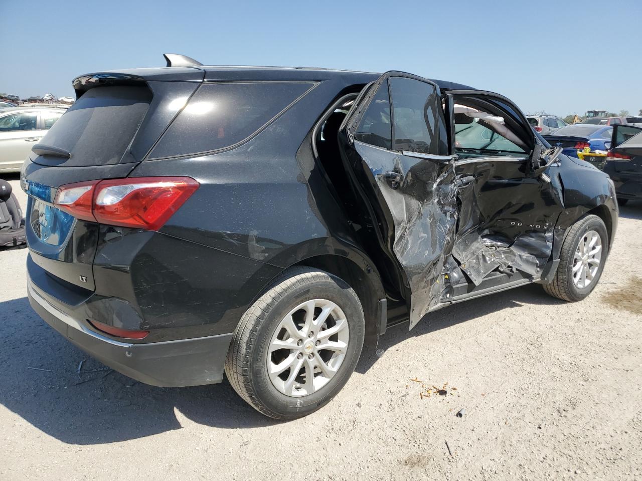 2018 Chevrolet Equinox - Image 3