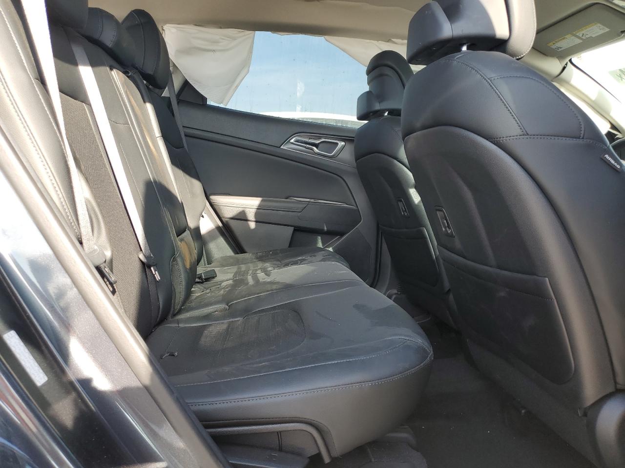 2023 Kia Sportage - Image 11
