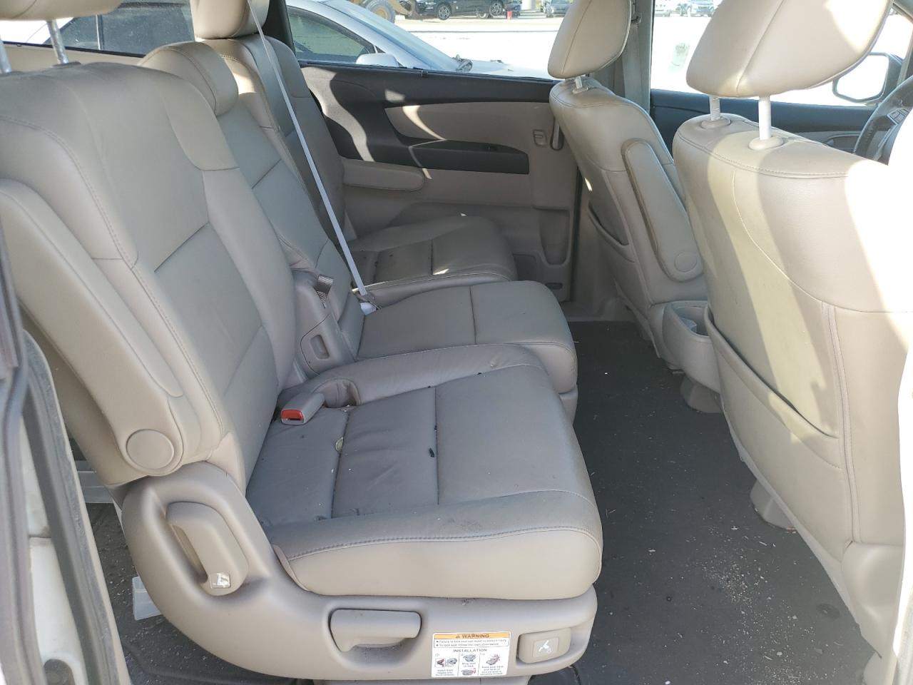 2012 Honda Odyssey - Image 10