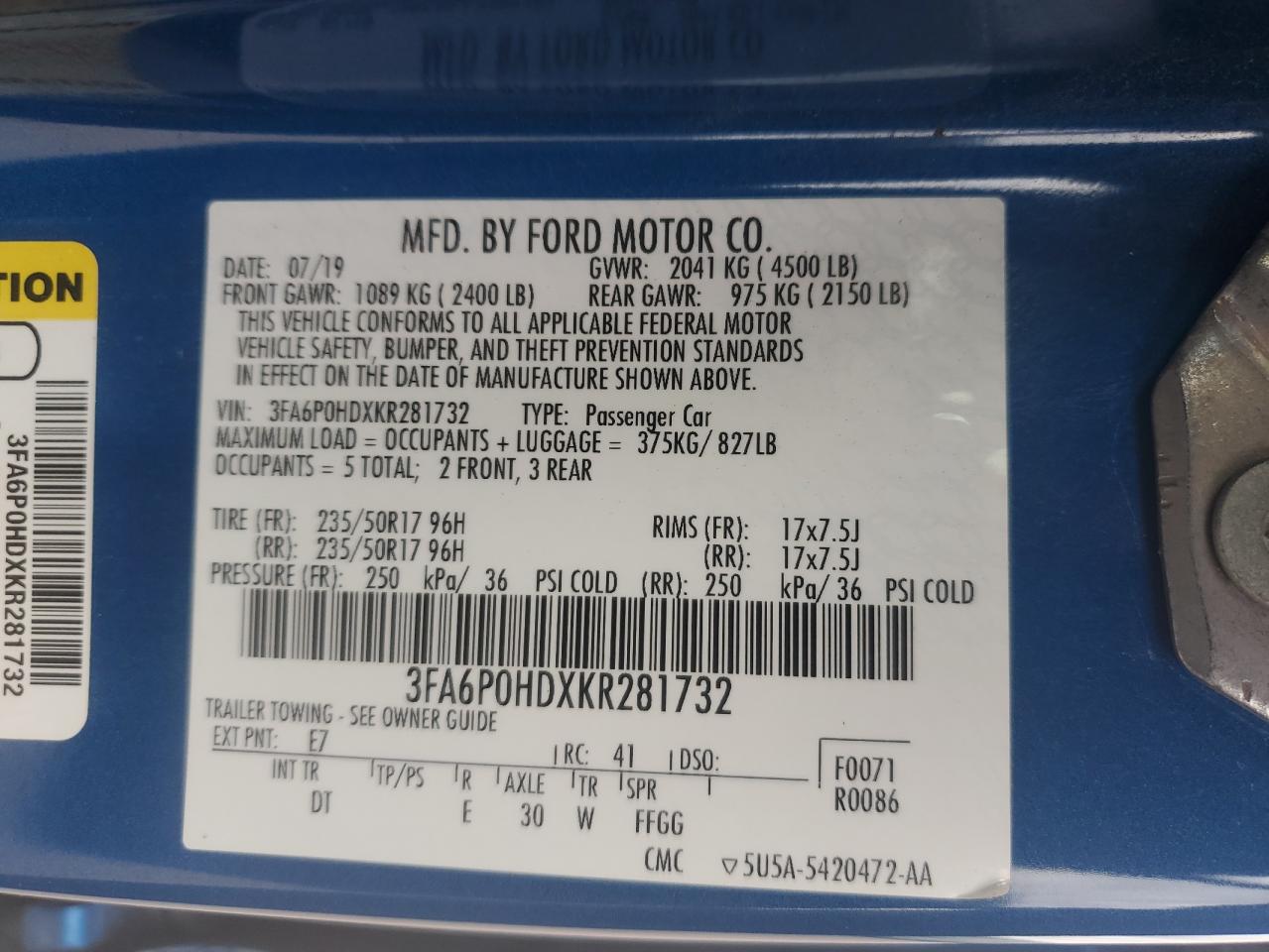 2019 Ford Fusion - Image 12