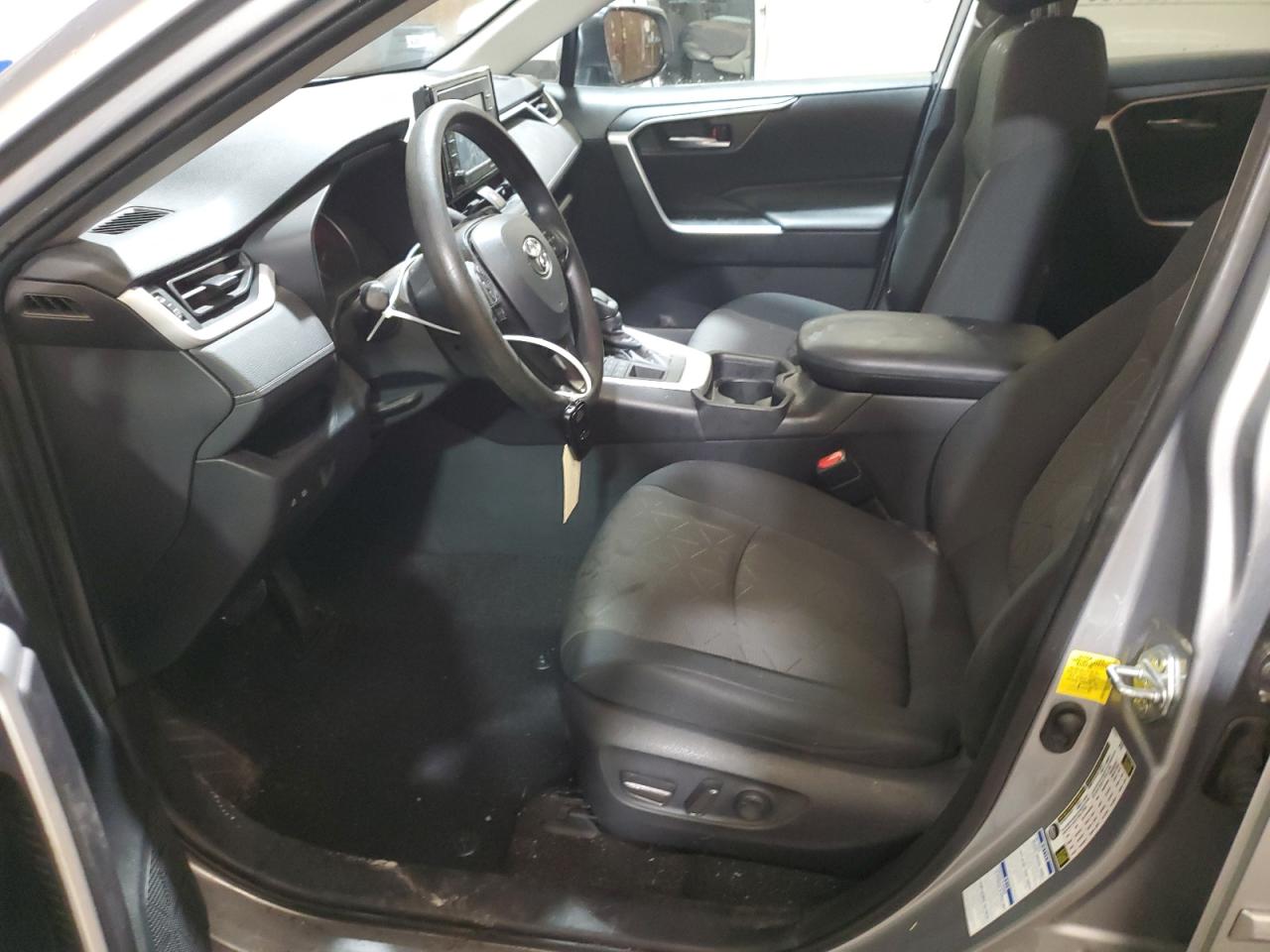 2021 Toyota RAV 4 - Image 7