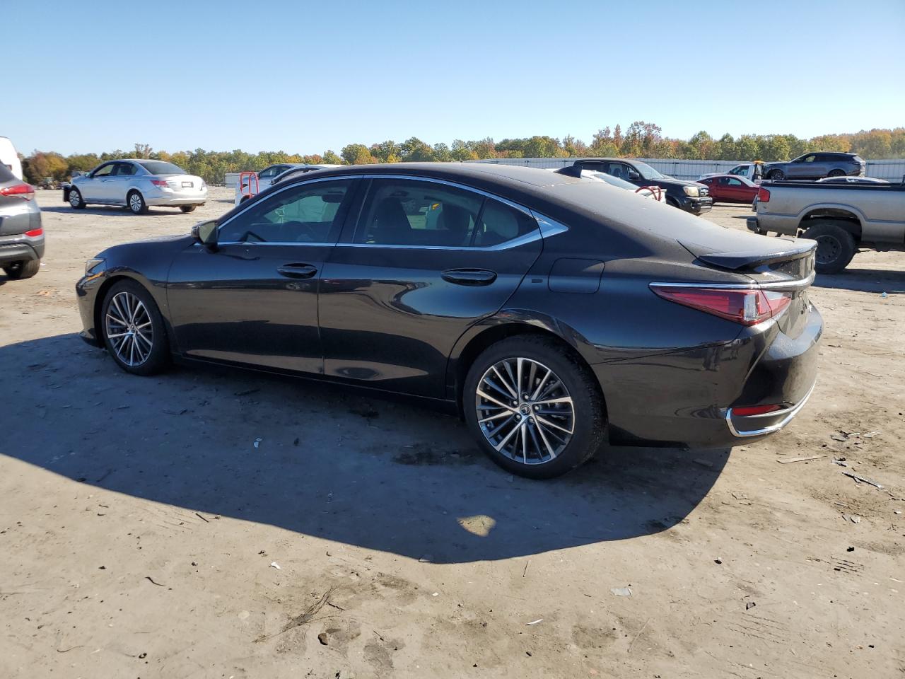 VIN 58ADA1C12PU031458 2023 LEXUS ES300 no.2