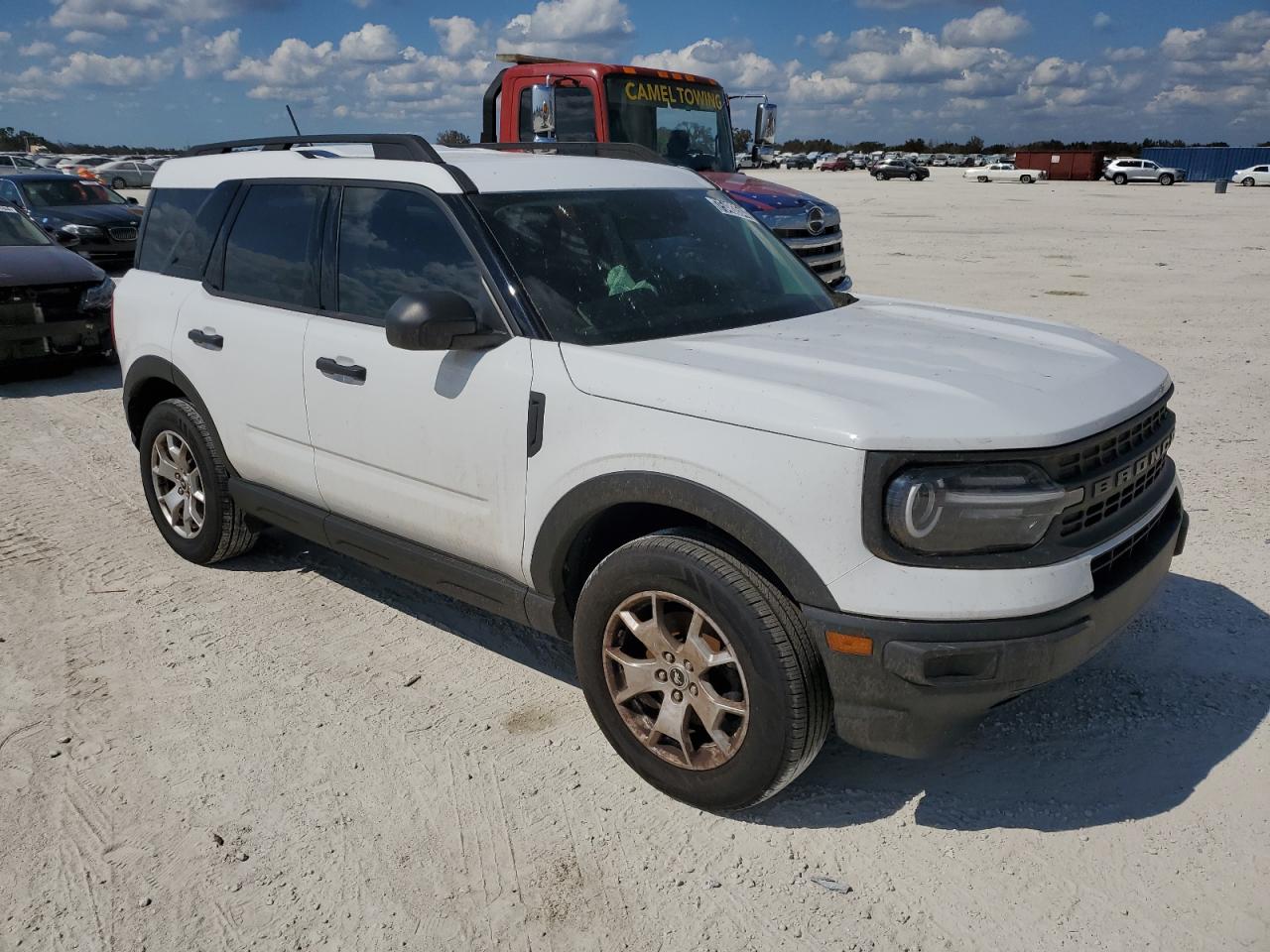 2022 Ford Bronco - Image 4