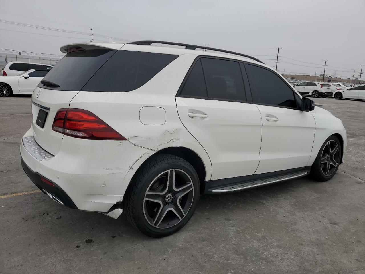 2018 Mercedes-Benz GLE - Image 3