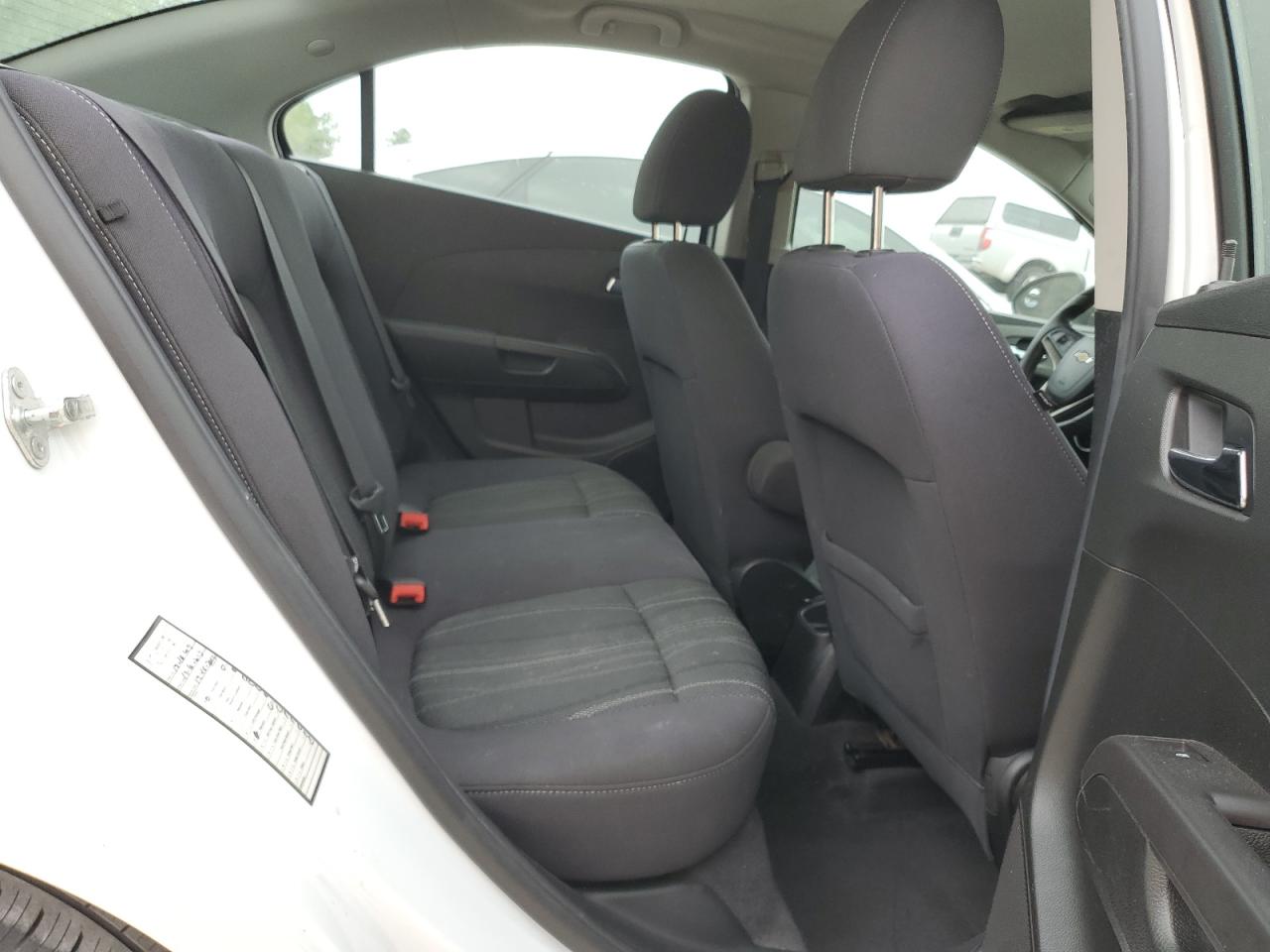 2014 Chevrolet Sonic - Image 10