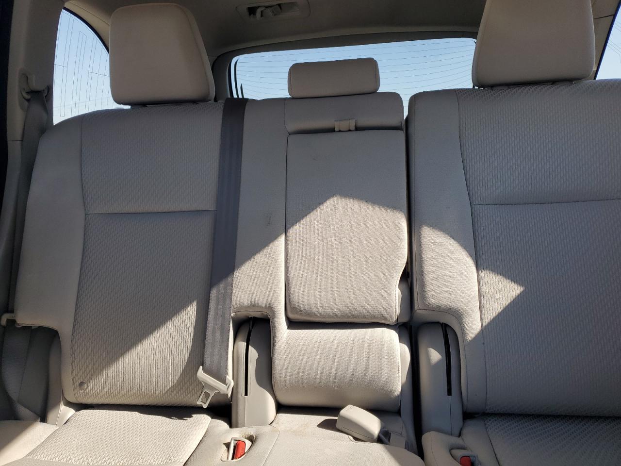 2015 Toyota Highlander Le VIN: 5TDBKRFH1FS223013 Lot: 77164404