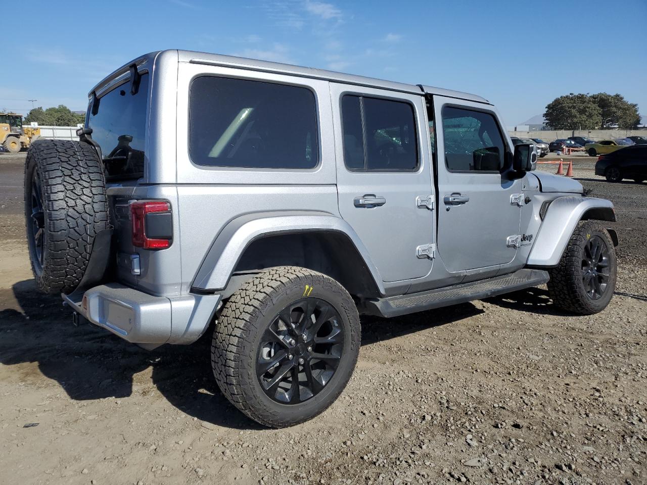 VIN 1C4HJXEN5MW535423 2021 JEEP WRANGLER no.3