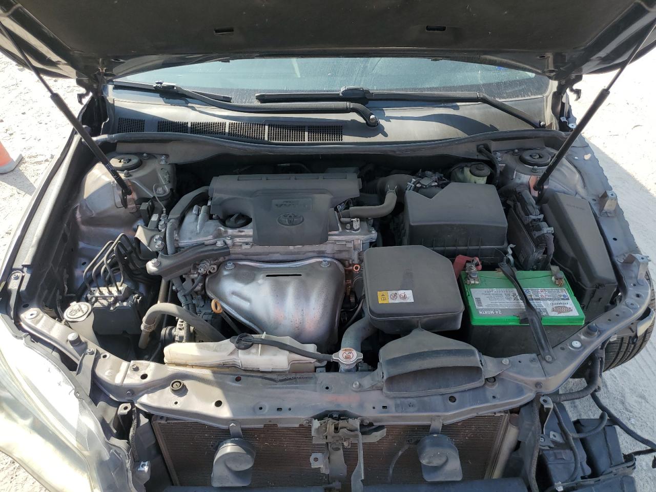 2017 Toyota Camry - Image 11