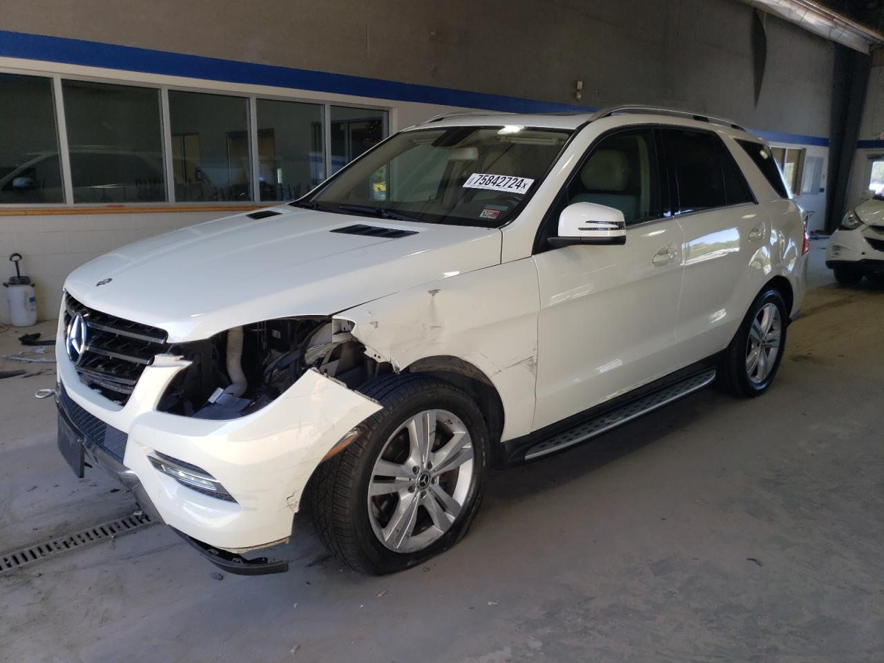 VIN 4JGDA5HBXDA156558 2013 MERCEDES-BENZ M-CLASS no.1