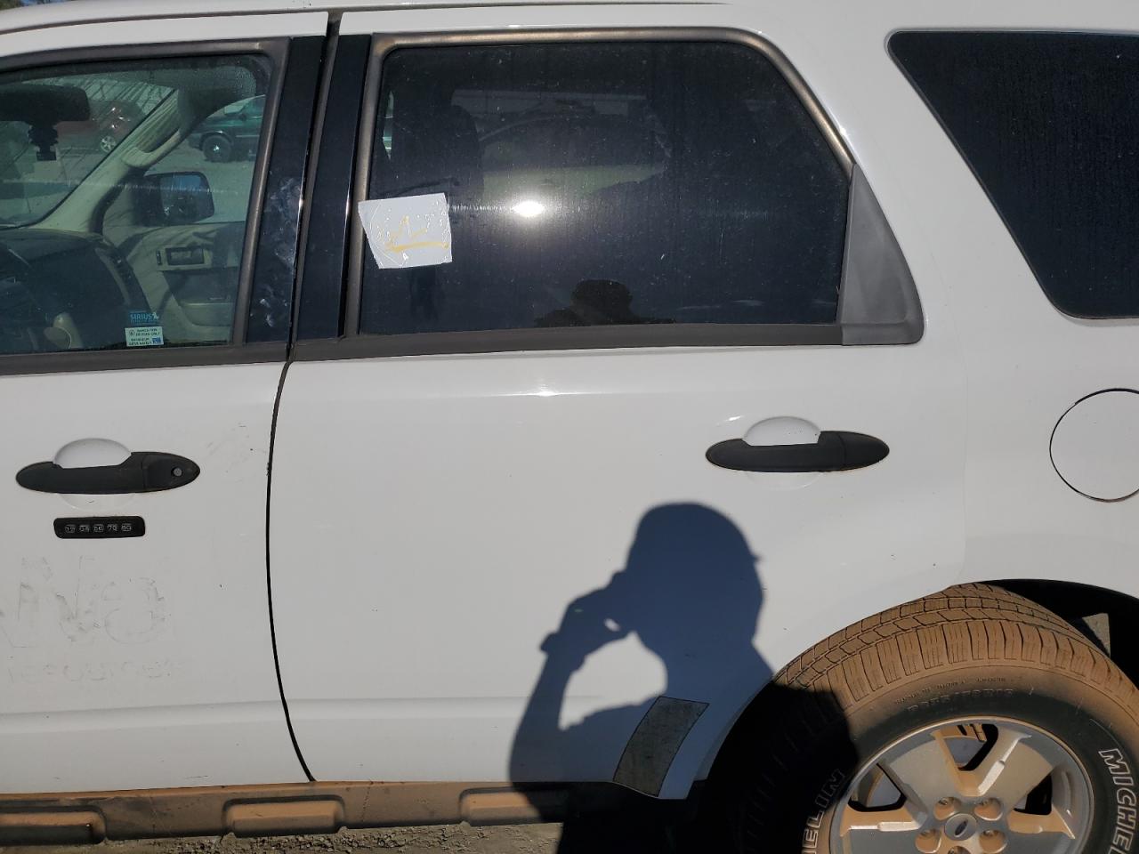 2009 Ford Escape - Image 13