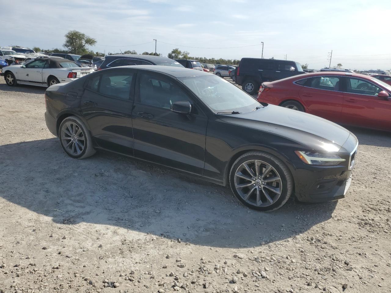 2021 Volvo S60 - Image 4