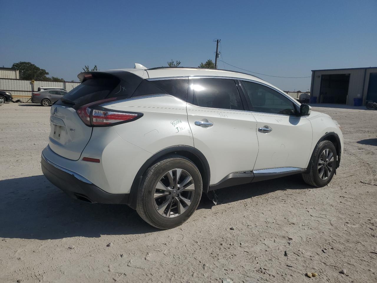 2017 Nissan Murano - Image 3