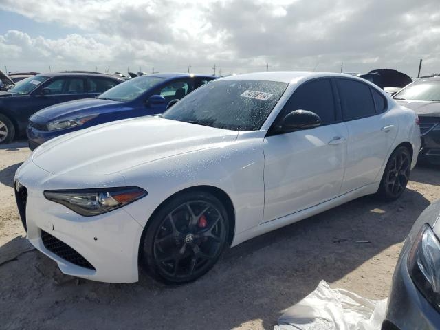 2020 Alfa Romeo Giulia  продається в Riverview, FL - Water/Flood