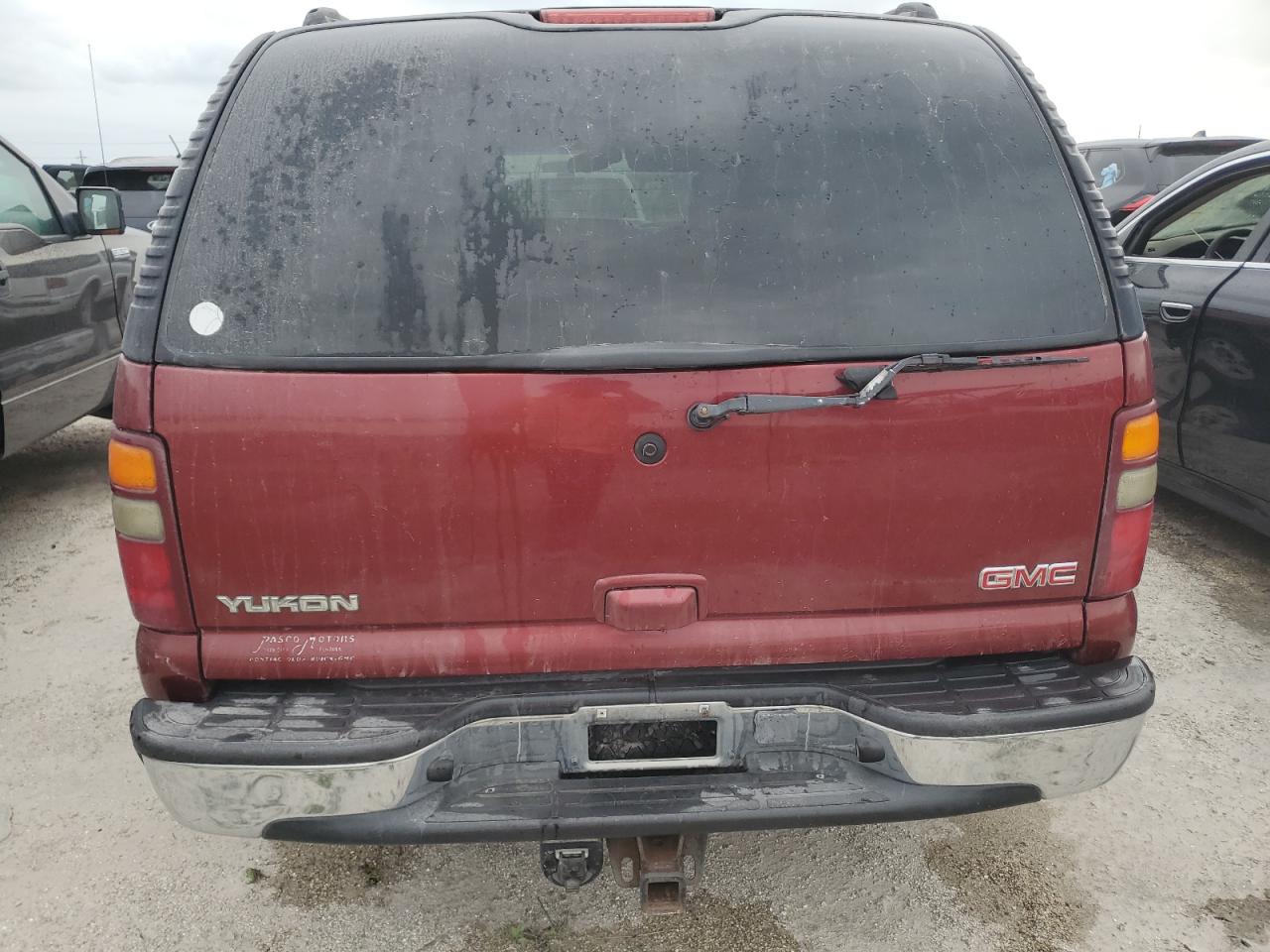 2003 GMC Yukon - Image 6