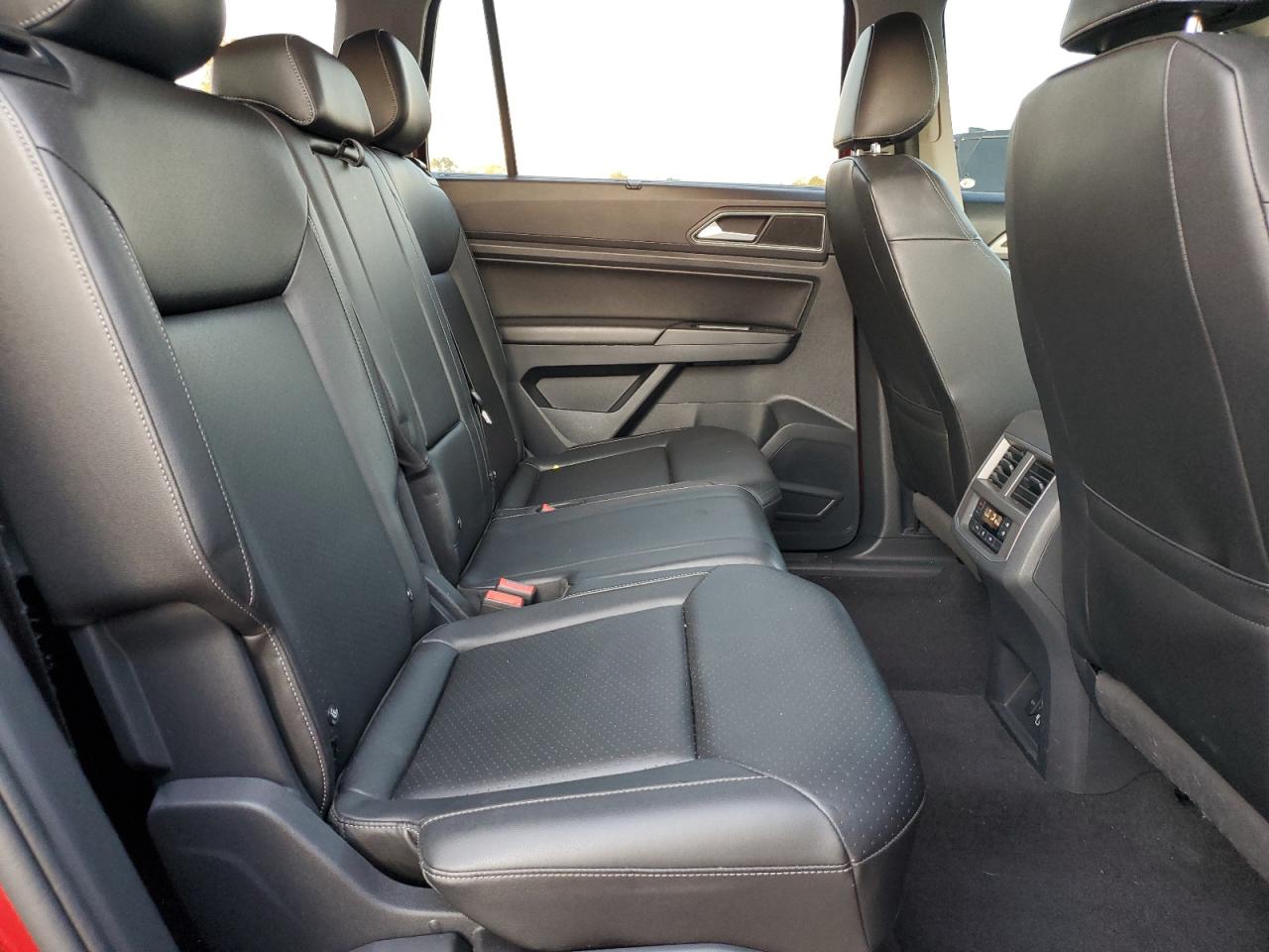 2019 Volkswagen Atlas - Image 11