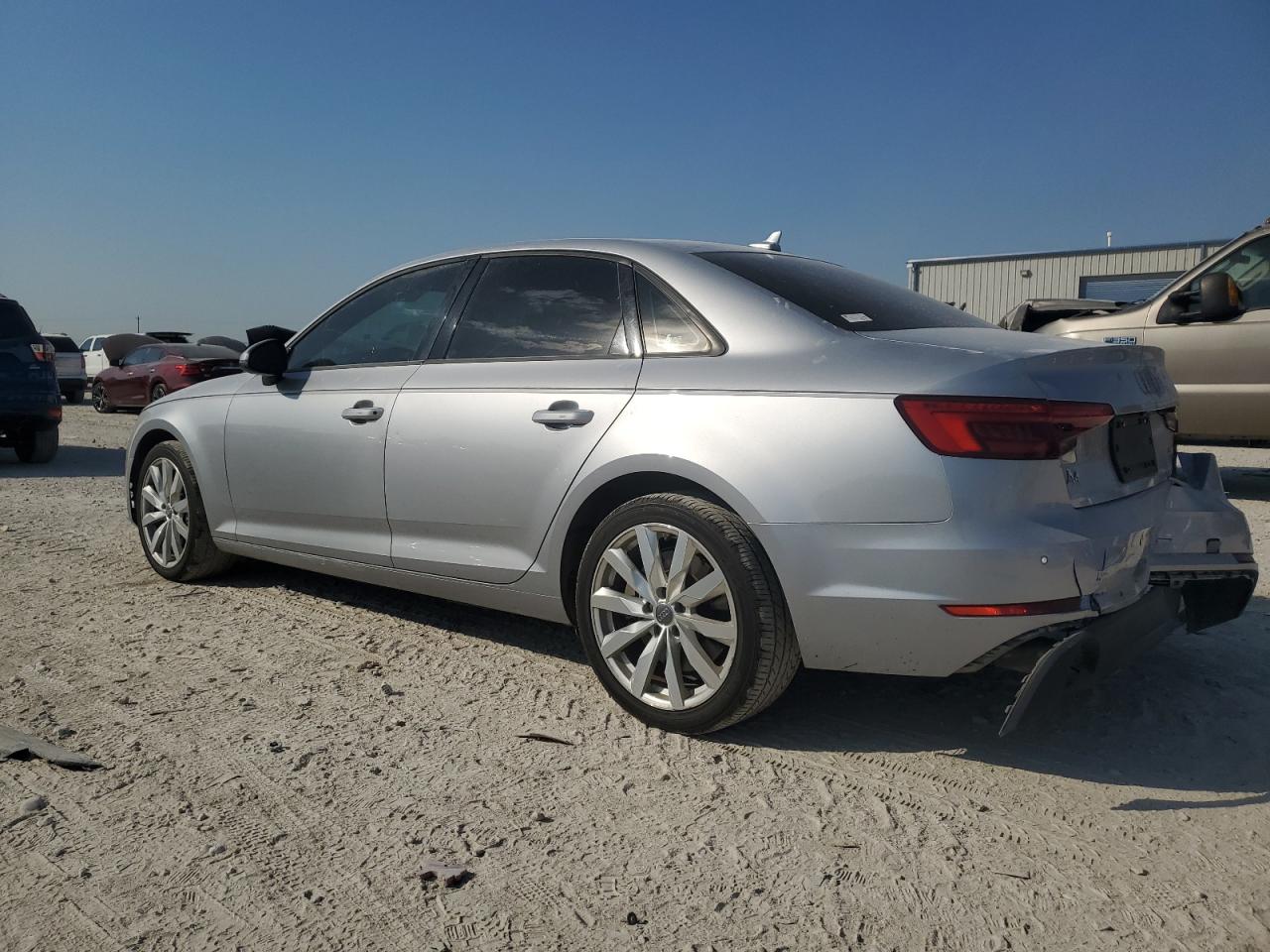 WAUANAF4XHN001867 2017 AUDI A4 - Image 2