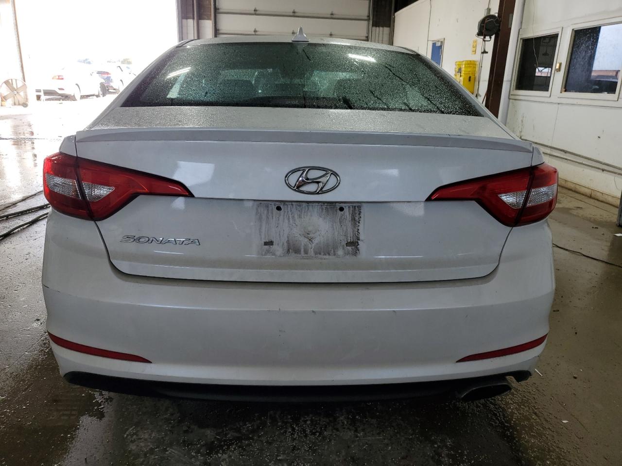 2015 Hyundai Sonata Se VIN: 5NPE24AFXFH217691 Lot: 74088144