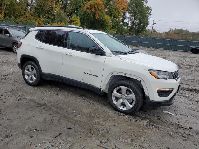  JEEP COMPASS 2017 Белы