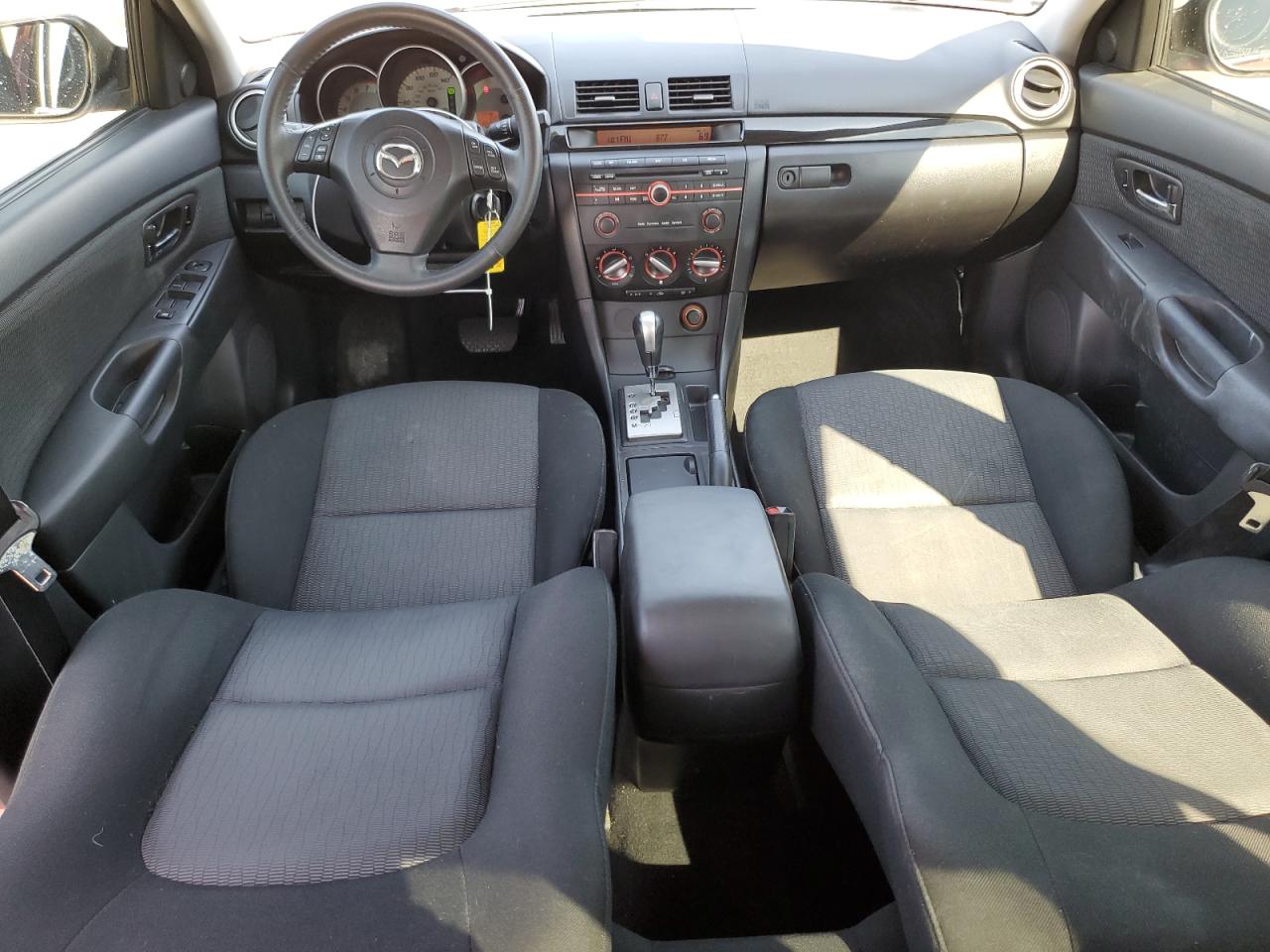 2009 Mazda 3 - Image 8