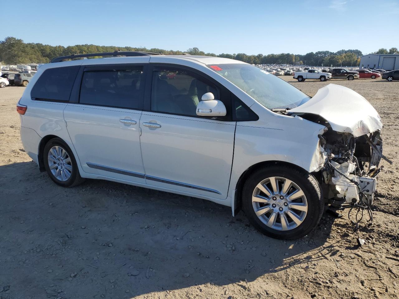 2015 Toyota Sienna Xle VIN: 5TDYK3DCXFS550038 Lot: 76525184