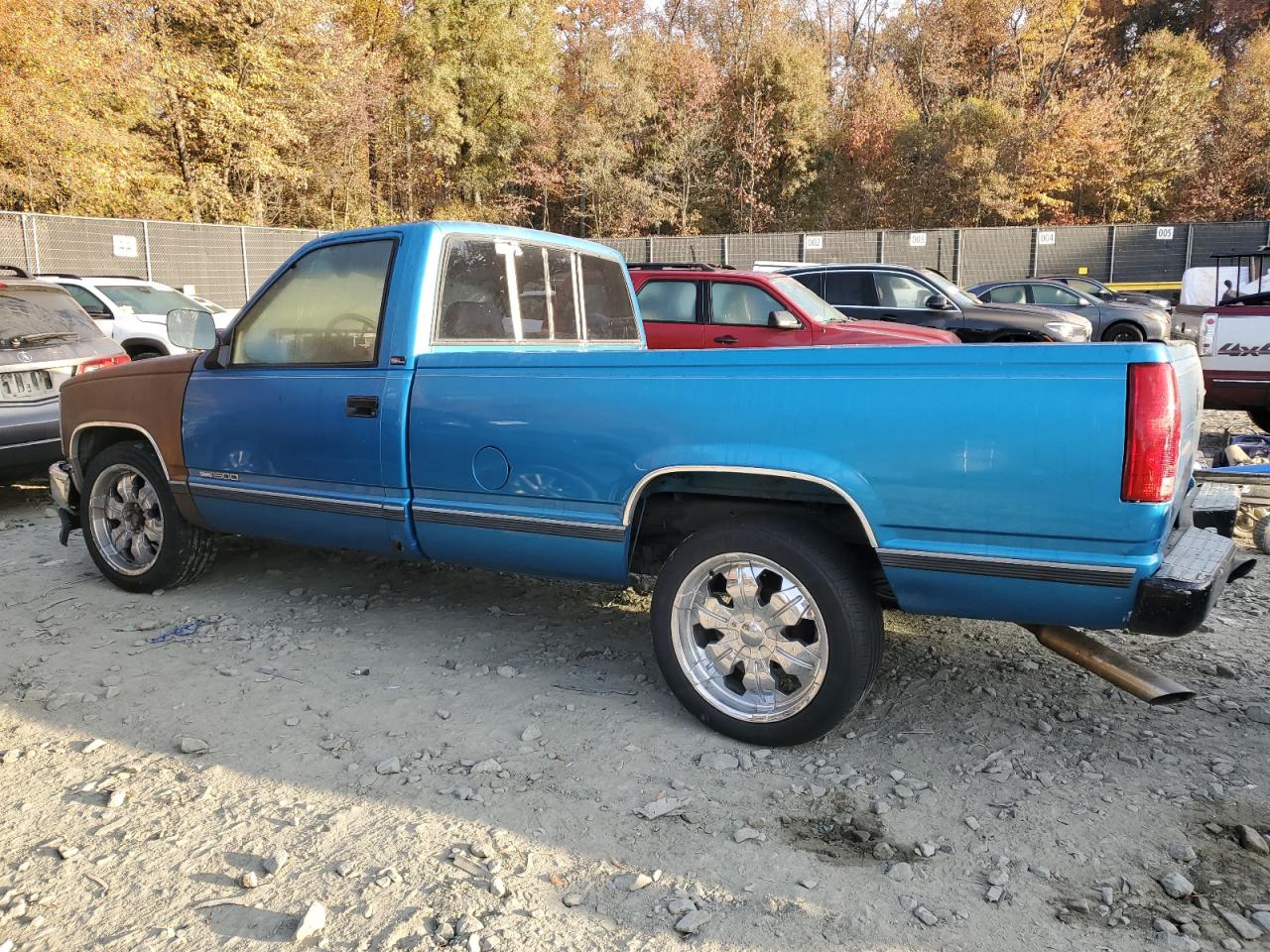 1992 GMC Sierra - Image 2