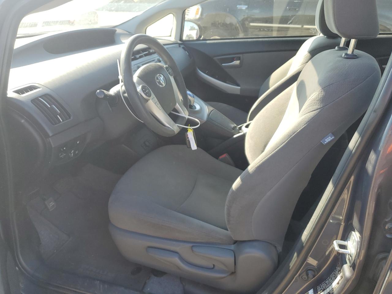 JTDKN3DP8F3074616 2015 Toyota Prius Plug-In