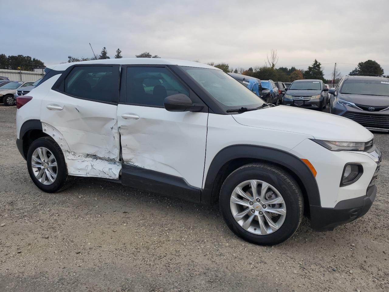 2021 Chevrolet TrailBlazer - Image 4